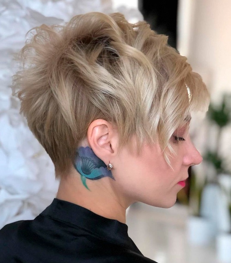 Welche Frisuren sind 2023 modern? Deutsche Trends im Überblick