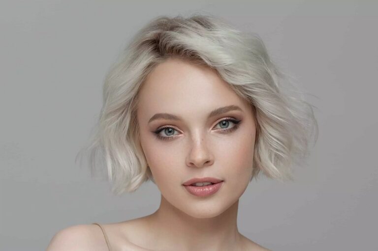  Kurzhaarfrisuren 2025 - Feines Haar und it brille Bildidee 